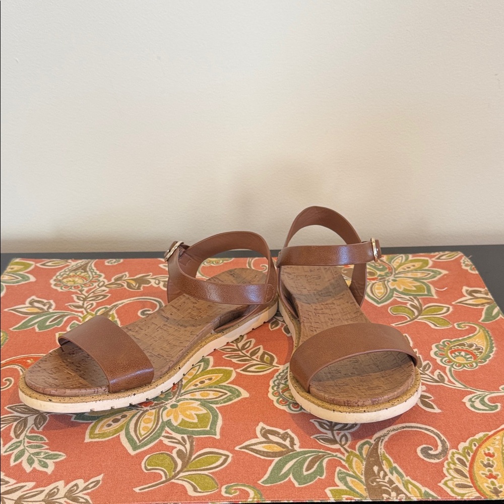 Sun + Stone Tan Cork Sandals